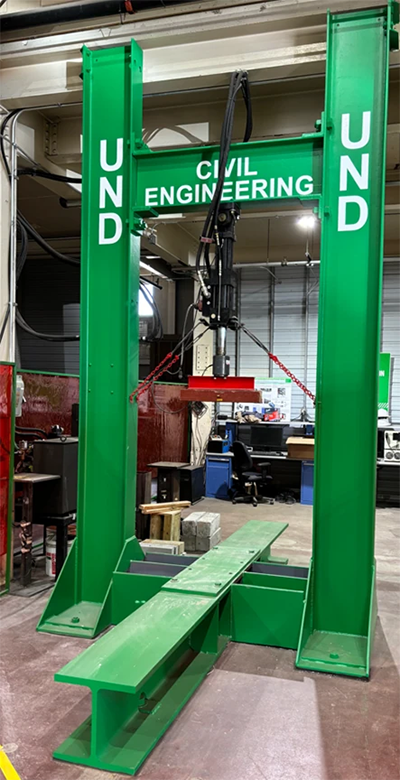 MTS hydraulic test stand